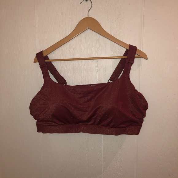 Swimsuit top - Picture 1 of 2